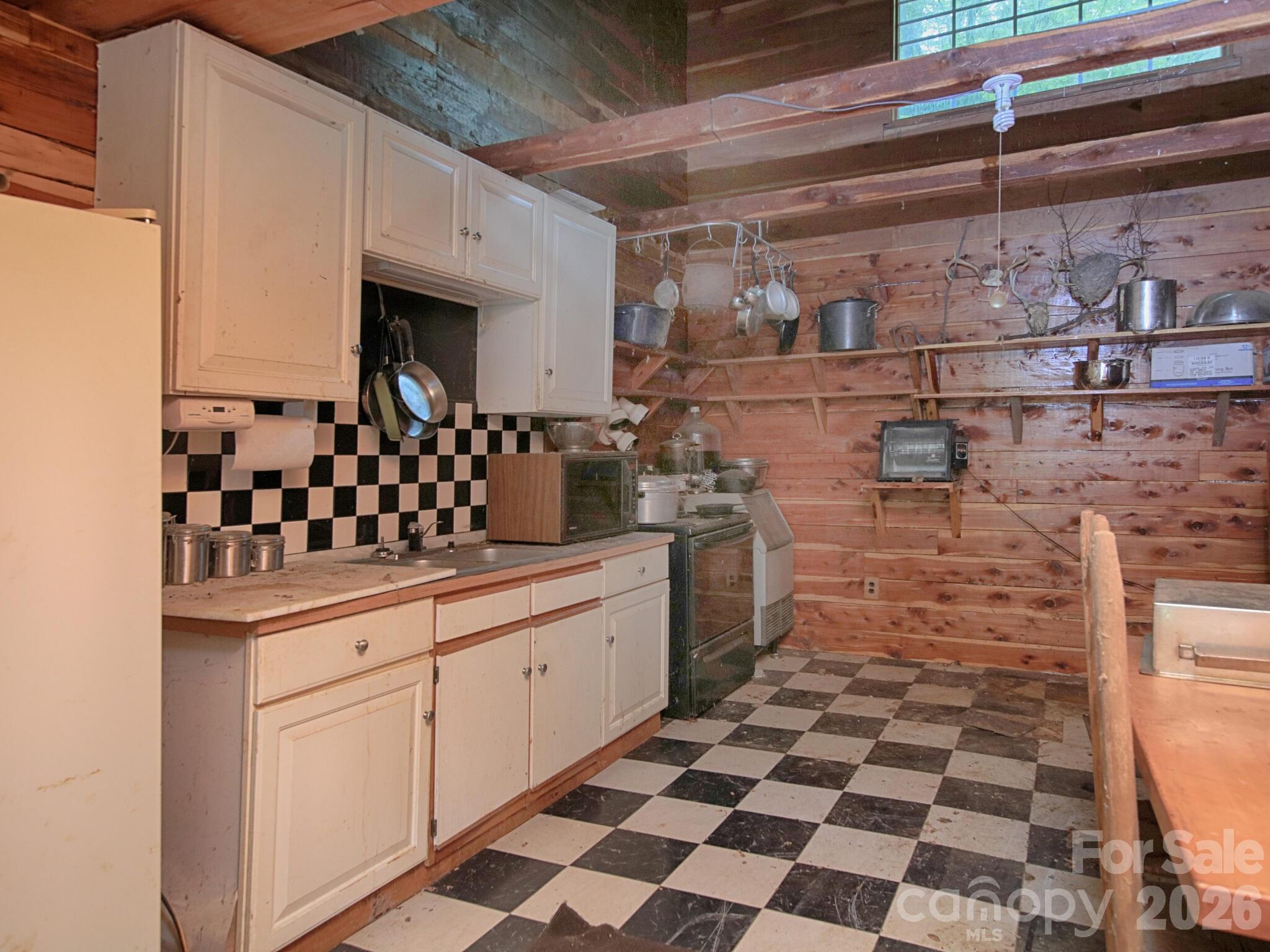 Cabin - 269 Johnson Dairy Road, Mooresville