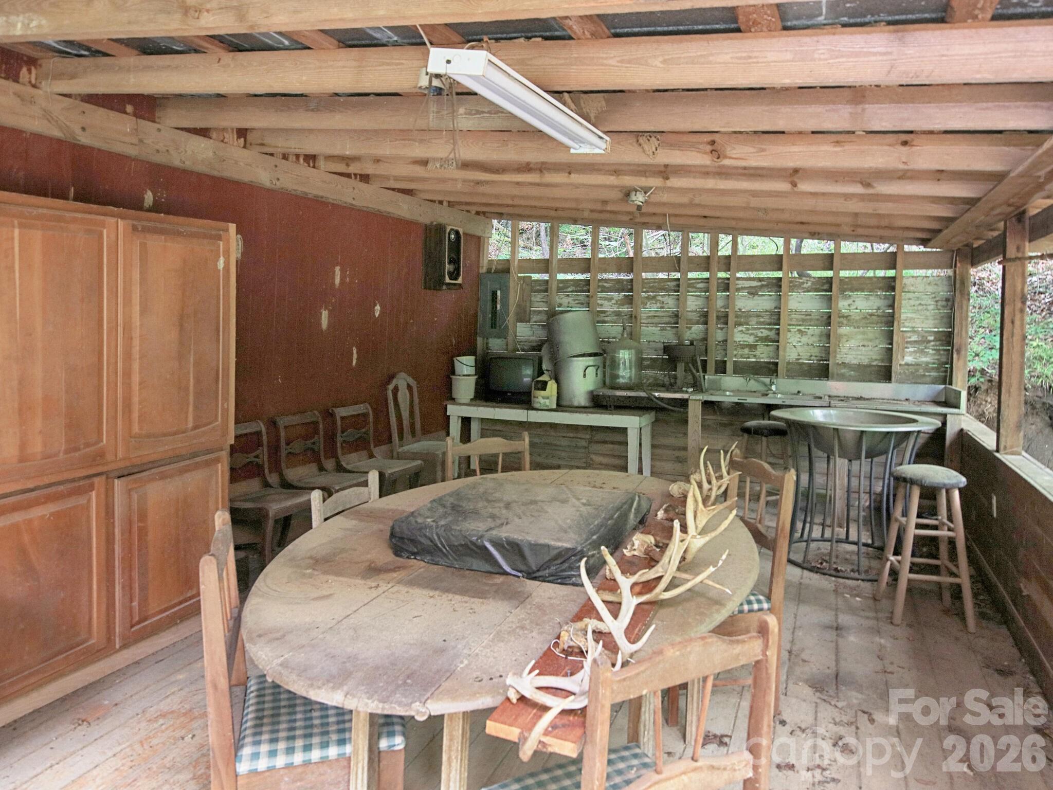 Cabin - 269 Johnson Dairy Road, Mooresville