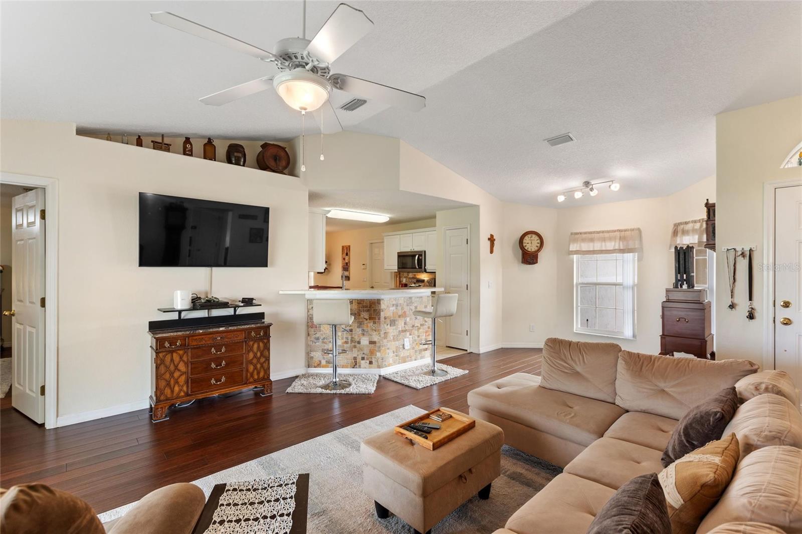 Great Room - 144 MORNING GLORY CIR, WINTER HAVEN