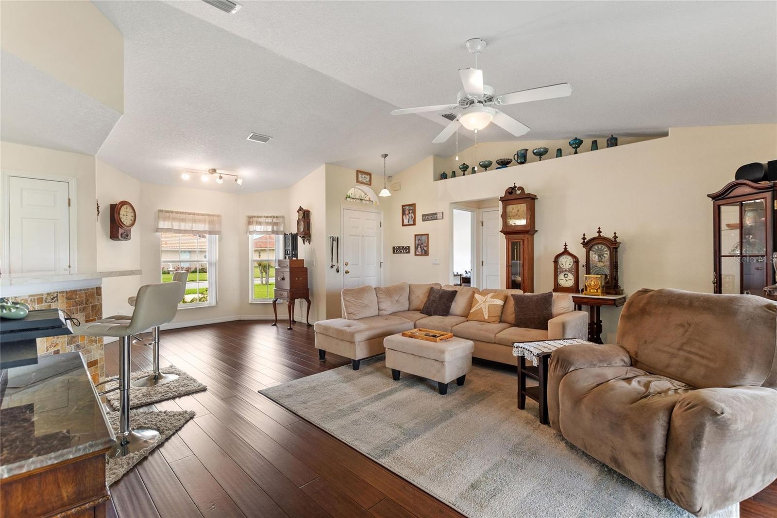 Single Family Residence at 144 MORNING GLORY CIR, WINTER HAVEN, photo 13 of 42