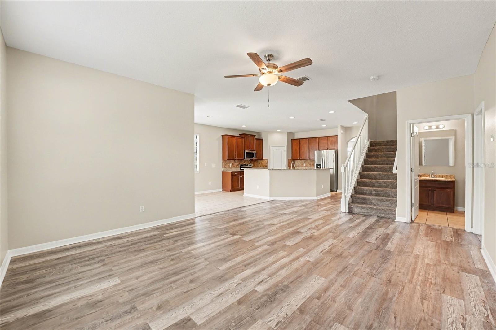 Single Family Residence at 2727 EAGLE CLIFF DR, KISSIMMEE, photo 5 of 30
