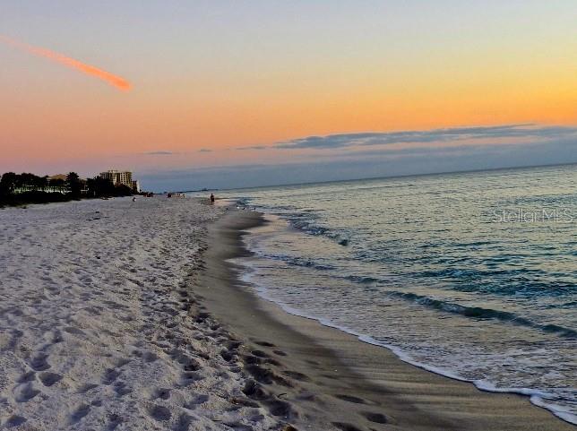 Sarasota Beach is just 35 miles away! - 1505 KNOTTY PINE AVE, NORTH PORT