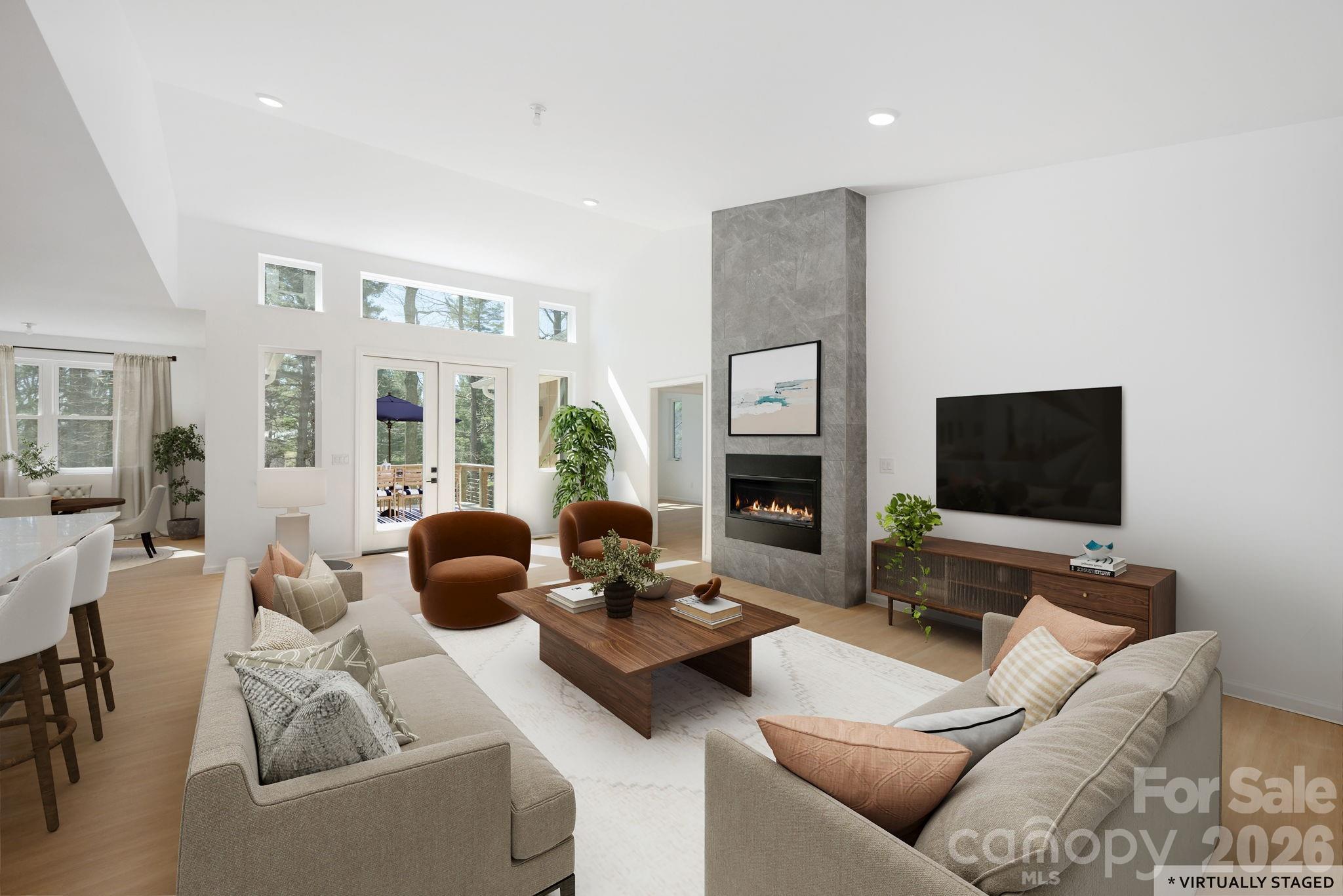 ChatGPT - 654 Hollybrook Drive, Flat Rock
