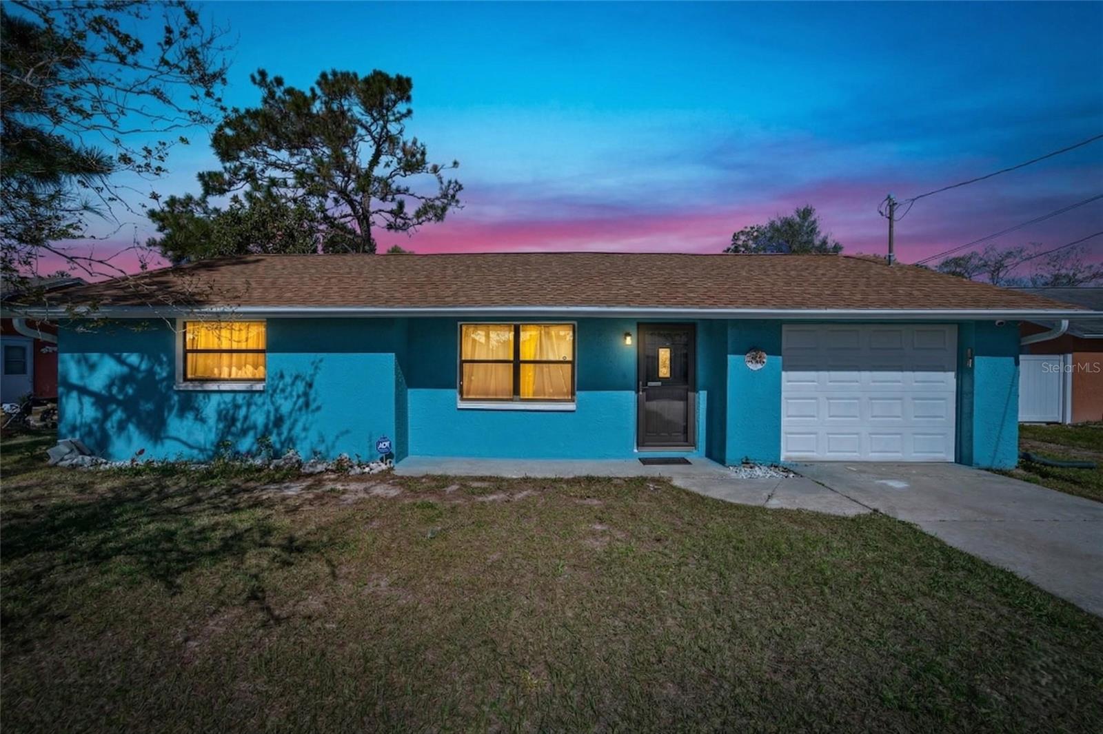 15821 ADOBE DR