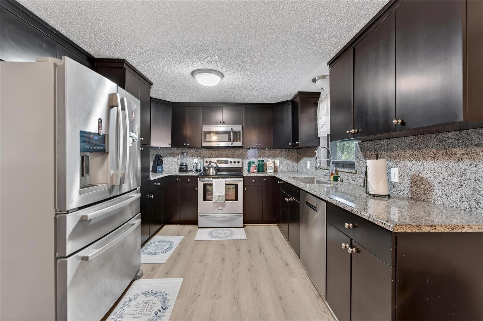 Single Family Residence at 15821 ADOBE DR, HUDSON, photo 10 of 57