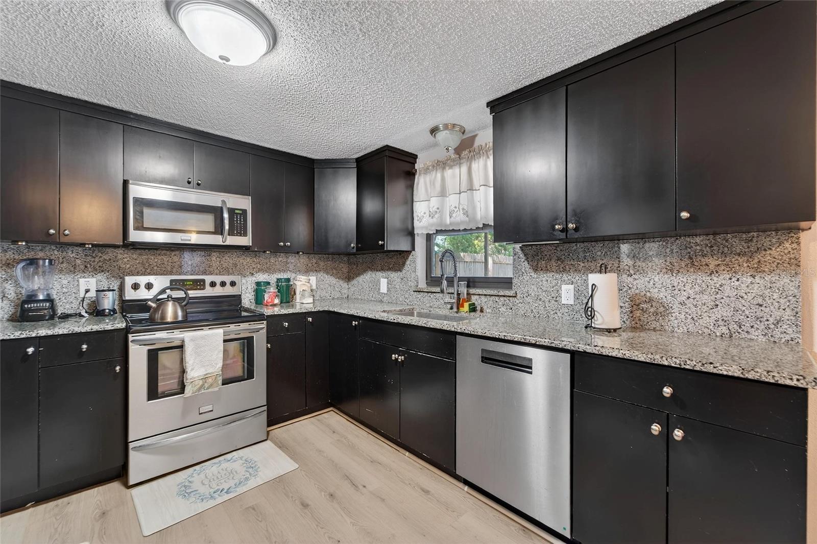 Single Family Residence at 15821 ADOBE DR, HUDSON, photo 11 of 57