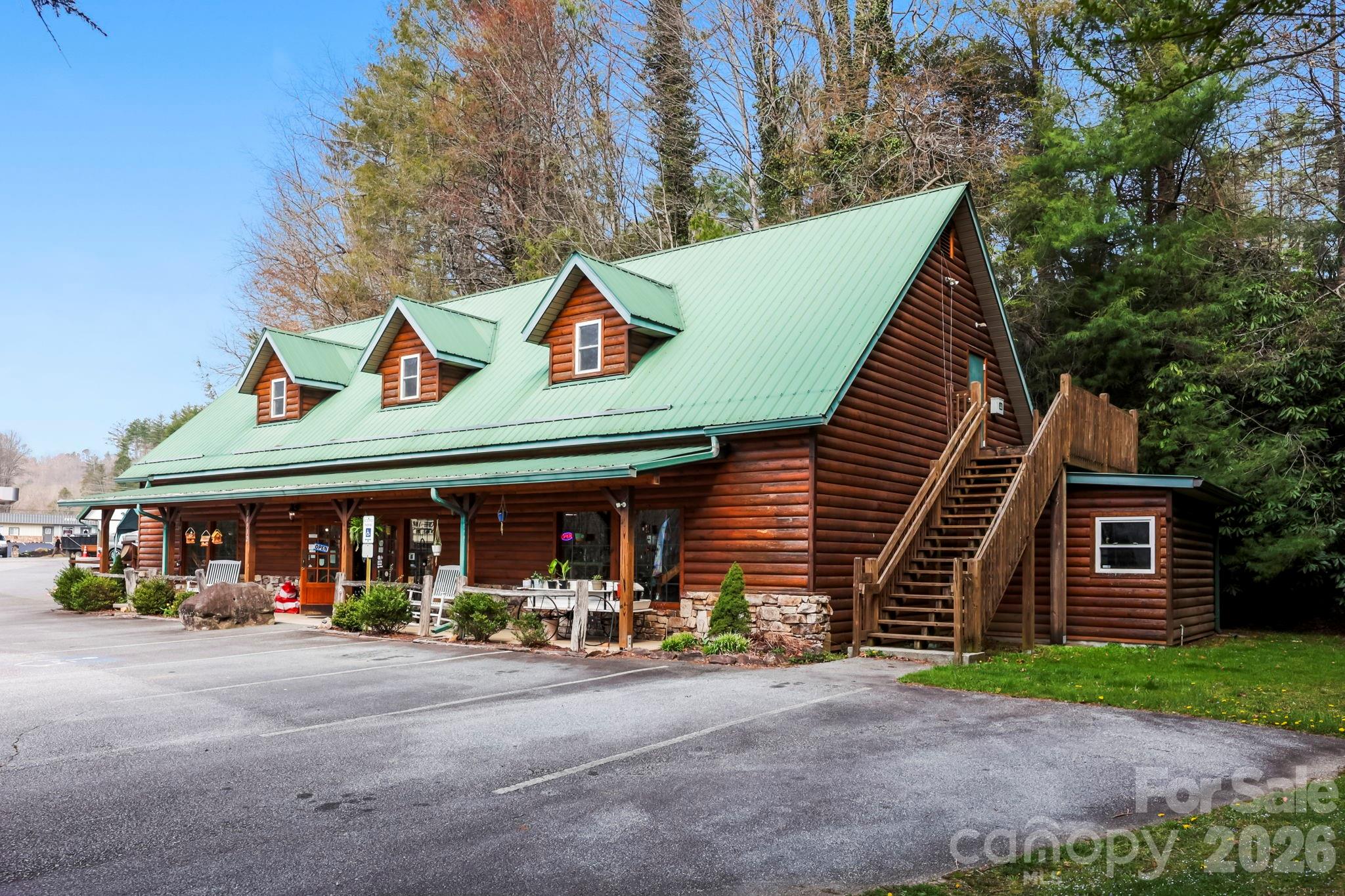 Free Standing Store at 10932 Rosman Highway, Lake Toxaway, photo 3 of 32