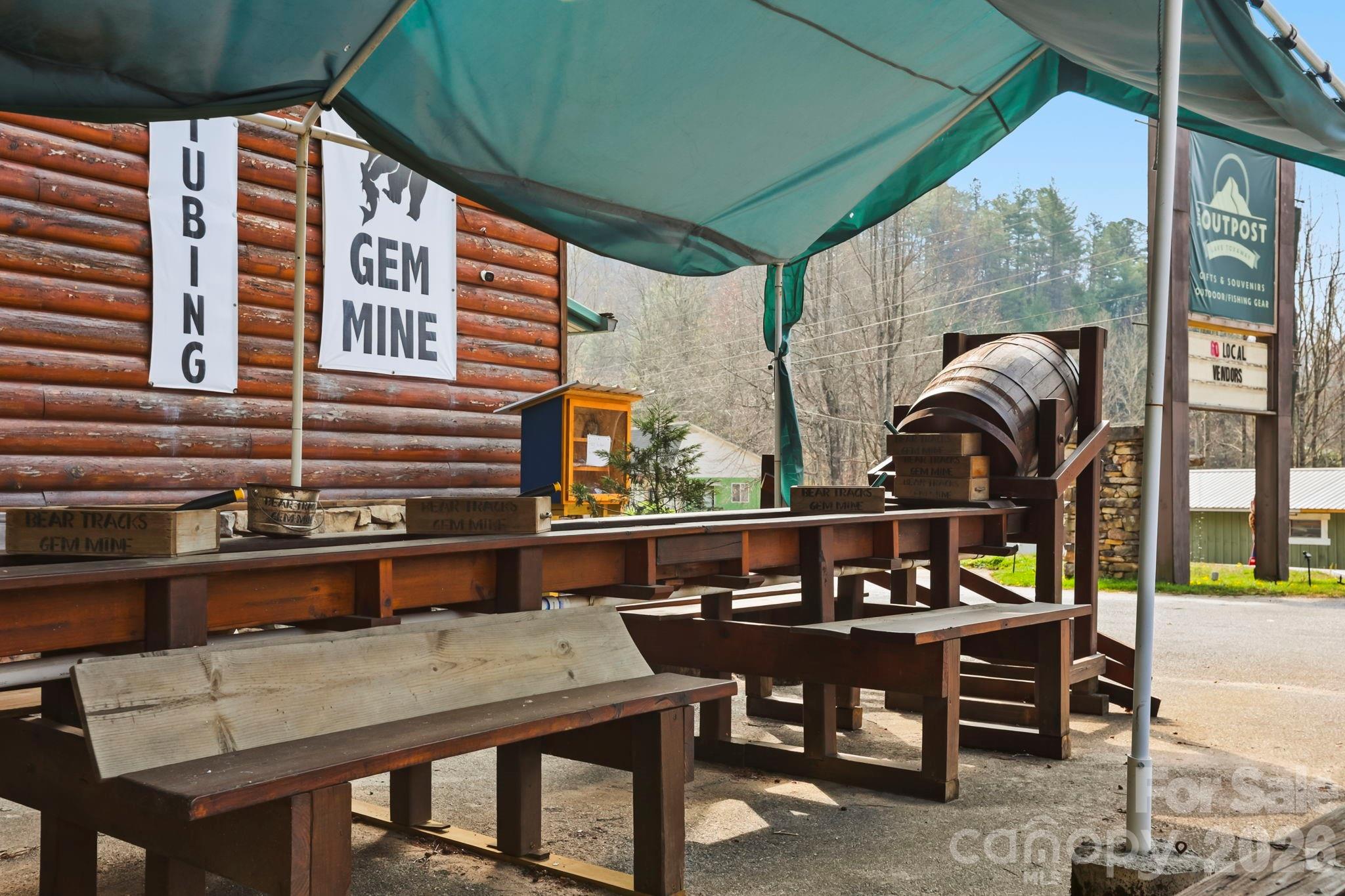 Free Standing Store at 10932 Rosman Highway, Lake Toxaway, photo 6 of 32