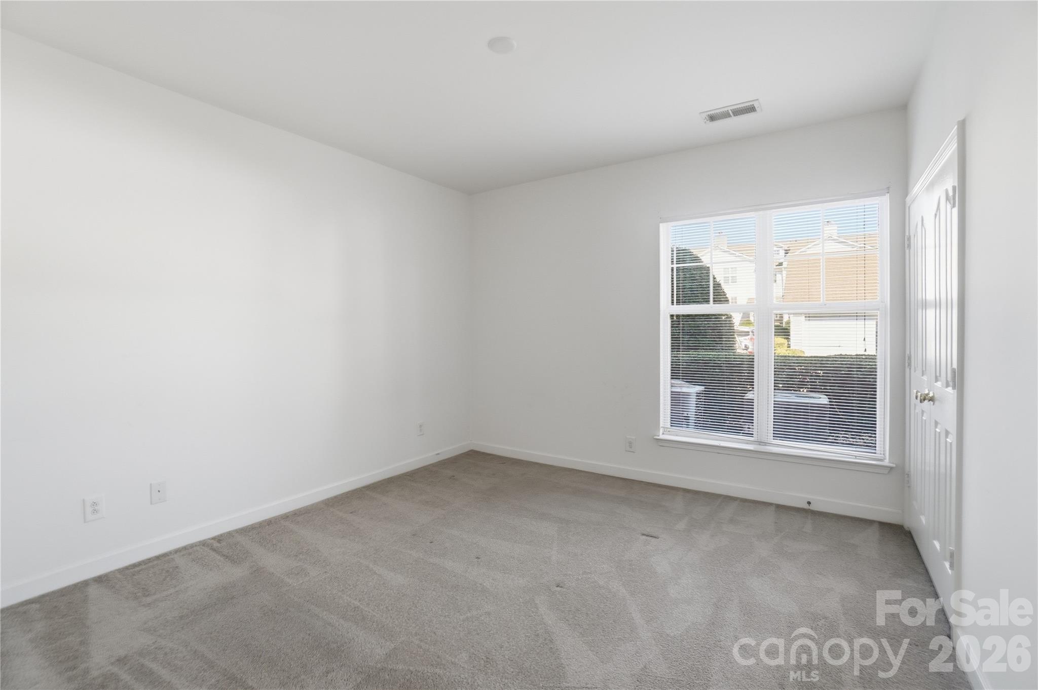 Condominium at 16742 Amberside Road E, Cornelius, photo 21 of 23
