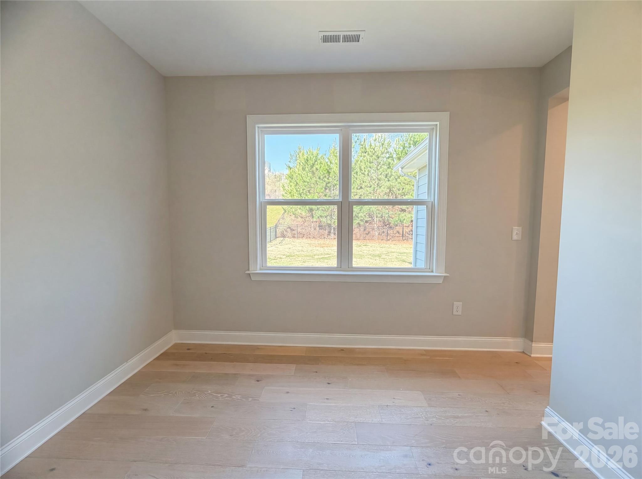 Single Family Residence at 5016 Watercrest Trail, Belmont, photo 10 of 19