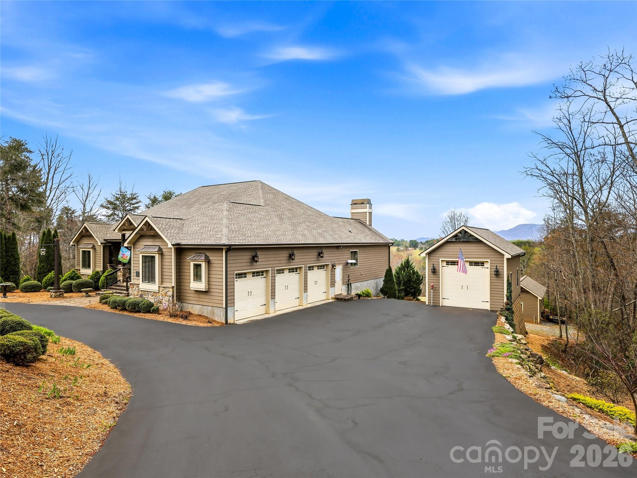 Single Family Residence at 286 Preservation Trail, Columbus, photo 6 of 48