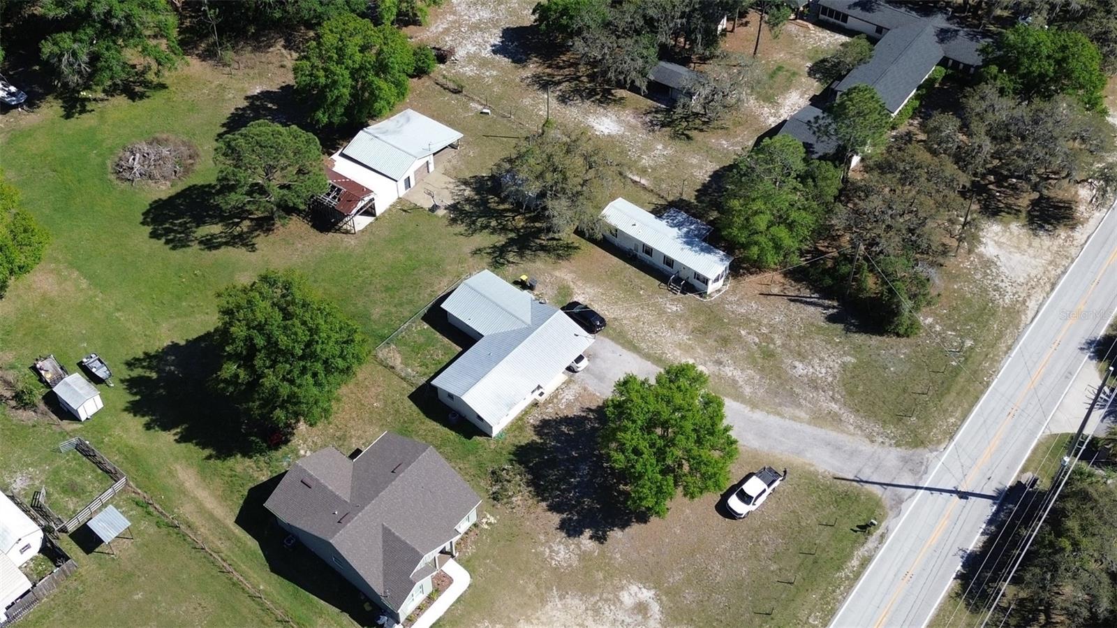 Manufactured Home at 220 KING RD, WINTER HAVEN, photo 17 of 18