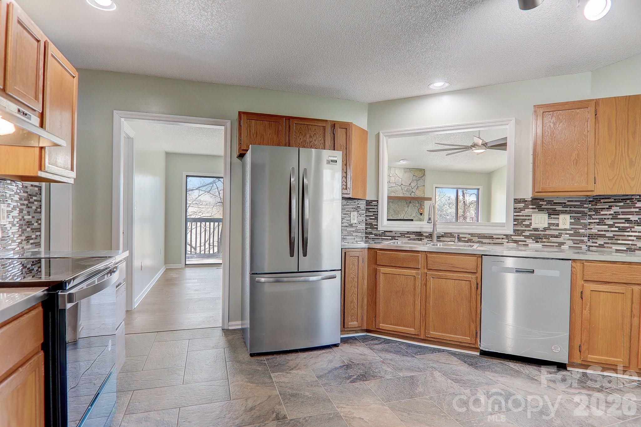 Single Family Residence at 225 Sheepnose Drive, Lake Lure, photo 15 of 37