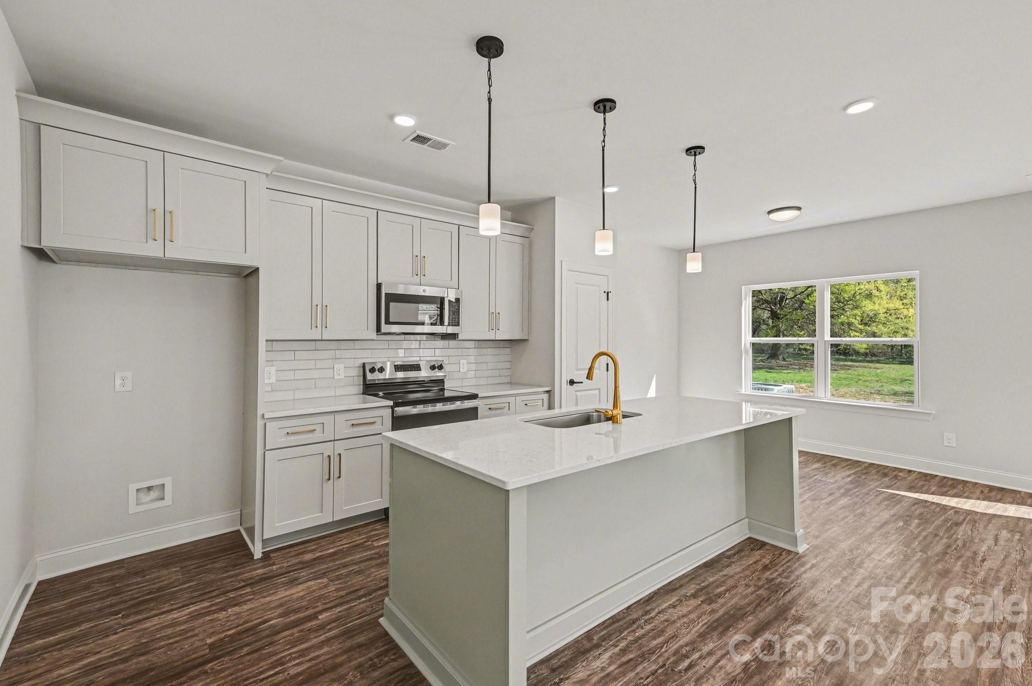 Single Family Residence at 566 W Wilson Avenue, Mooresville, photo 6 of 24