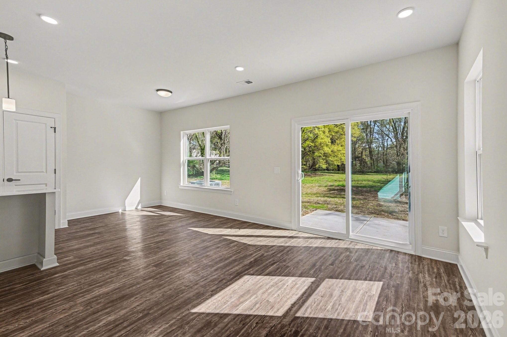 Single Family Residence at 566 W Wilson Avenue, Mooresville, photo 13 of 24