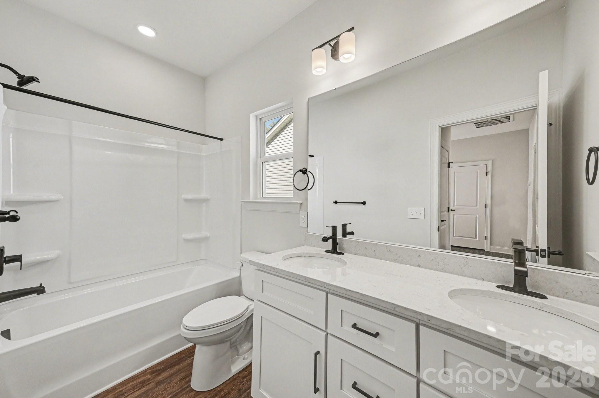 Single Family Residence at 566 W Wilson Avenue, Mooresville, photo 23 of 24