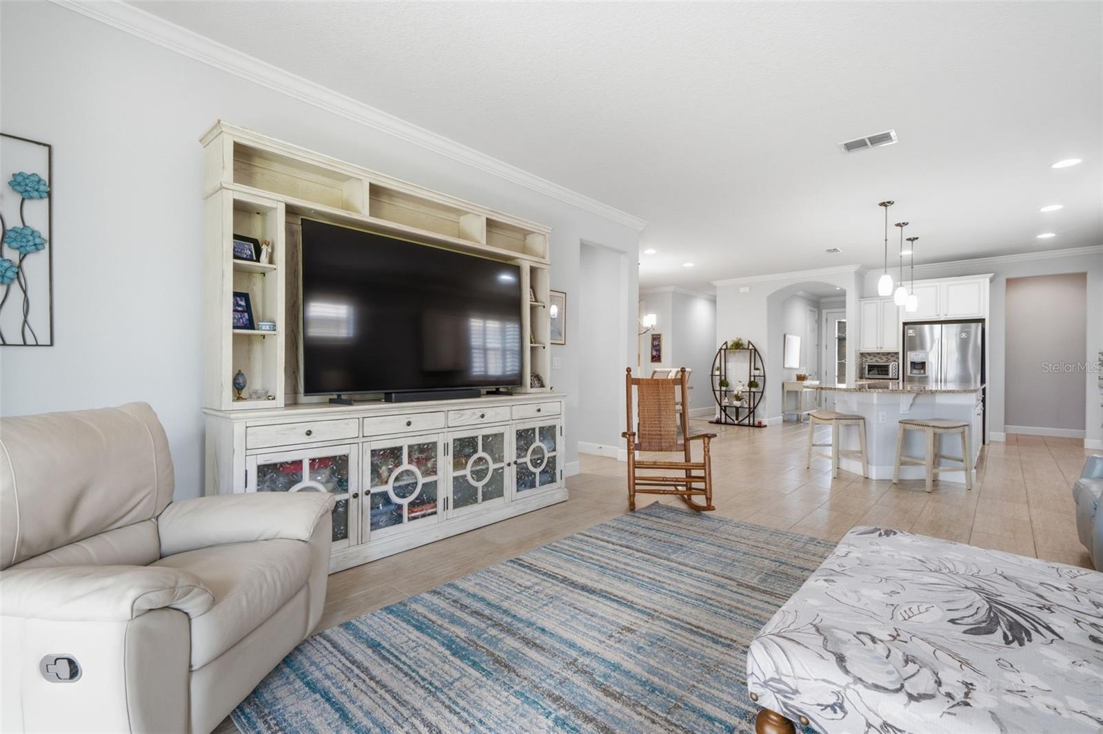 Single Family Residence at 112 CASTELLON CT, DAVENPORT, photo 15 of 71