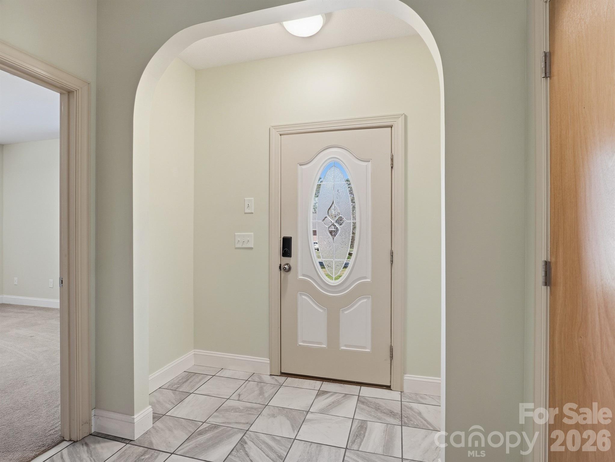 Single Family Residence at 8128 Cane Pointe Lane, Waxhaw, photo 6 of 46