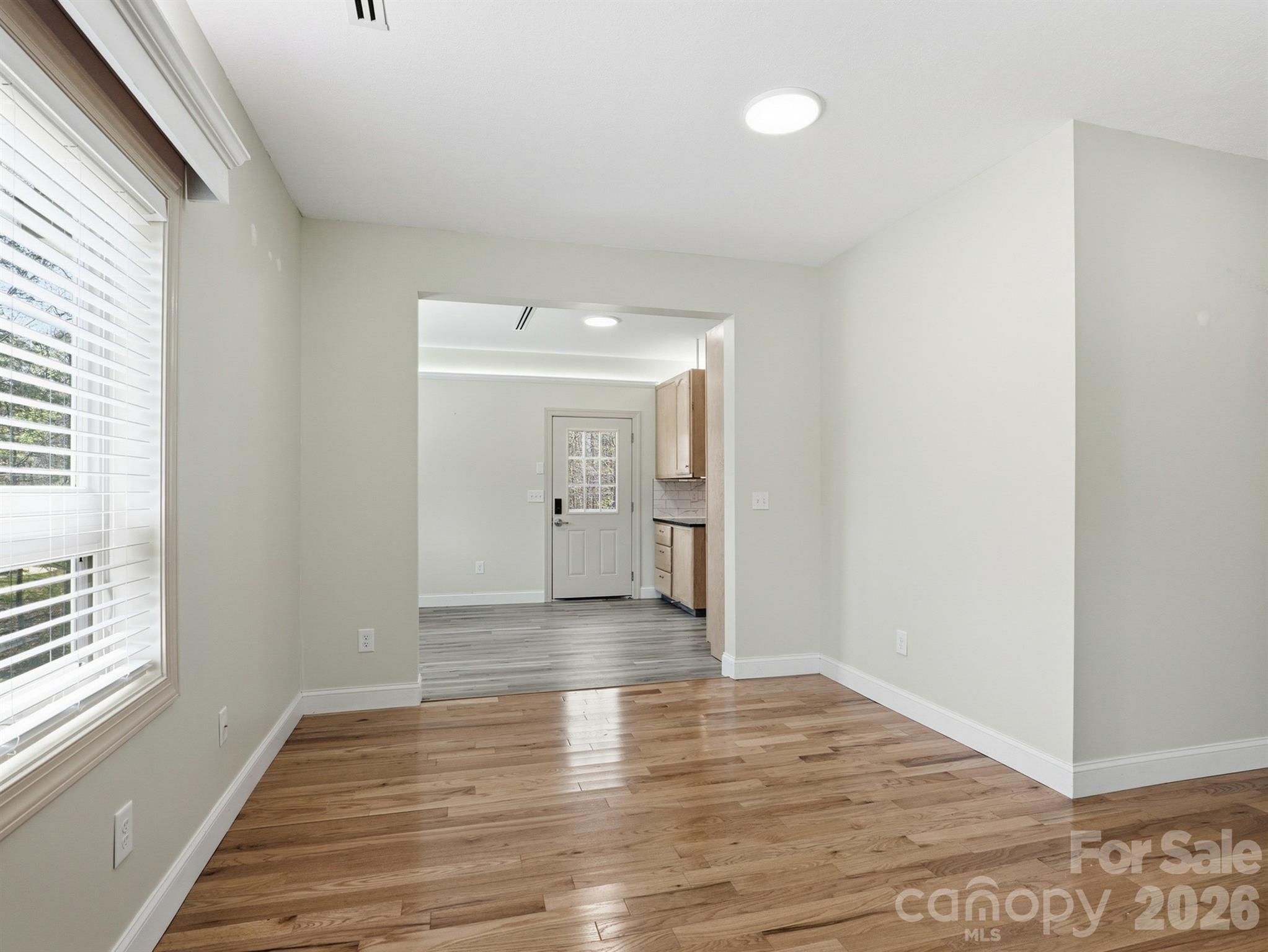 Single Family Residence at 8128 Cane Pointe Lane, Waxhaw, photo 12 of 46