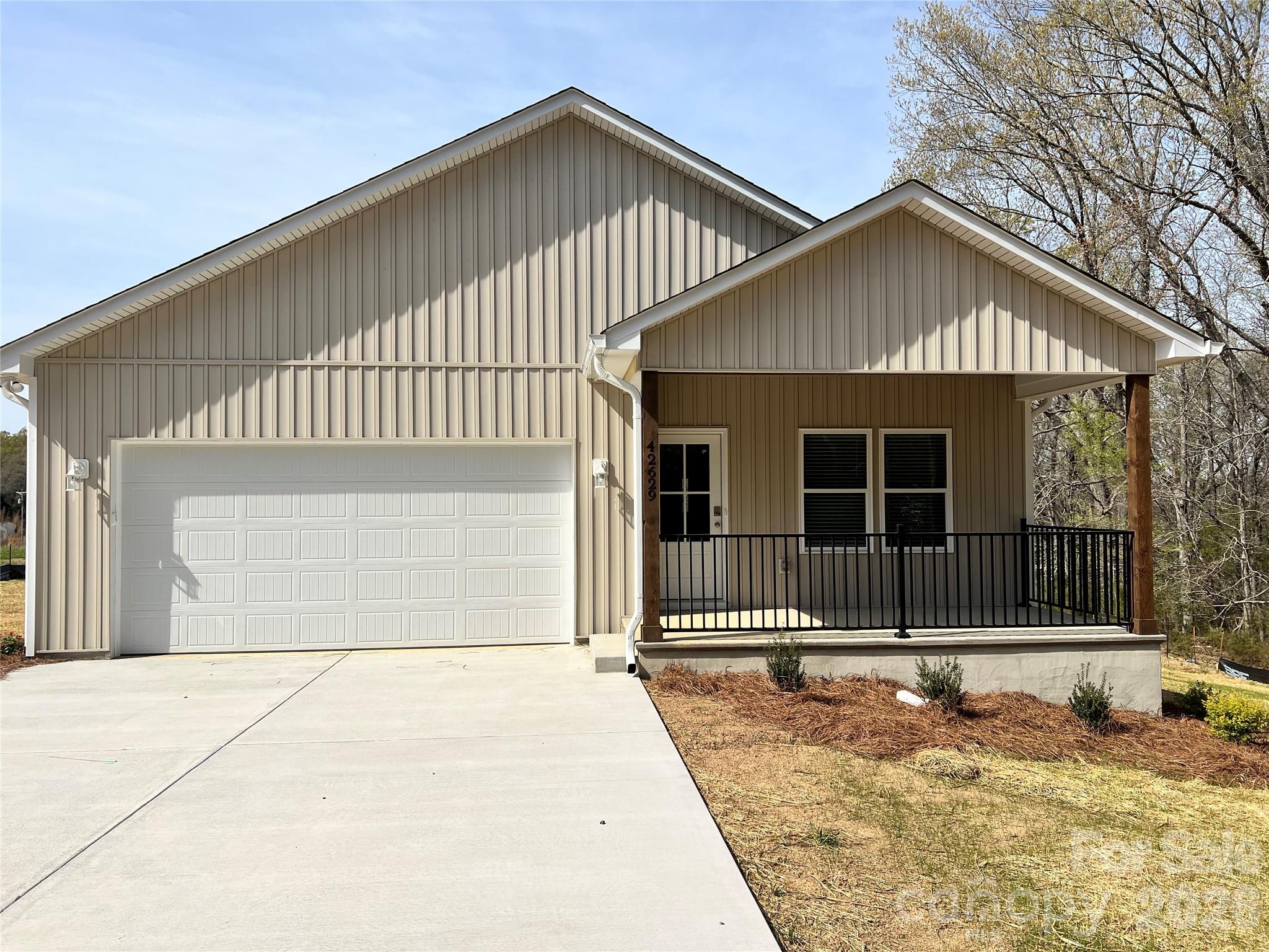 42629 Greenview Drive