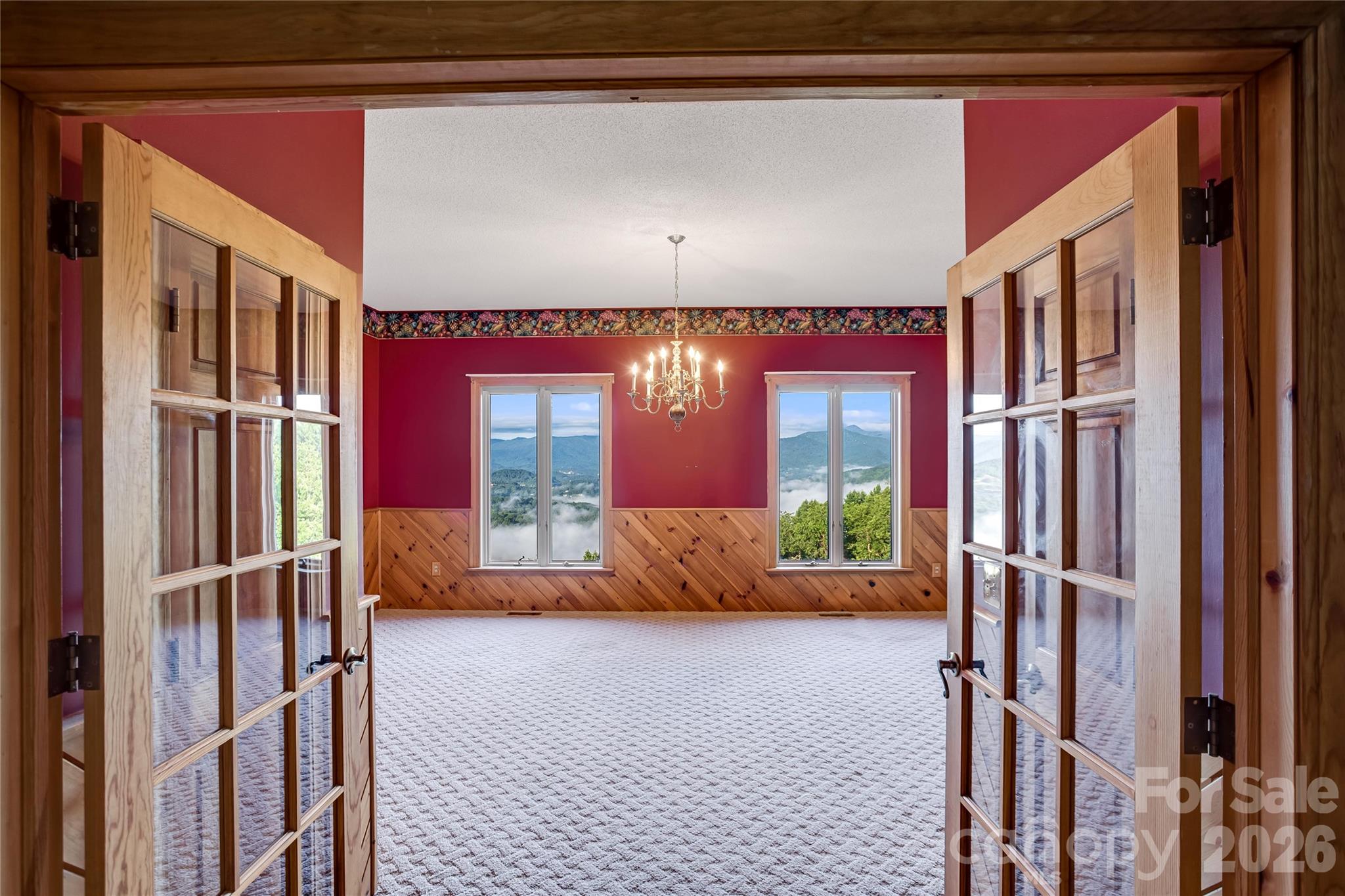 Dining room with amazing views - 1087 Brigadoon Drive, Clyde