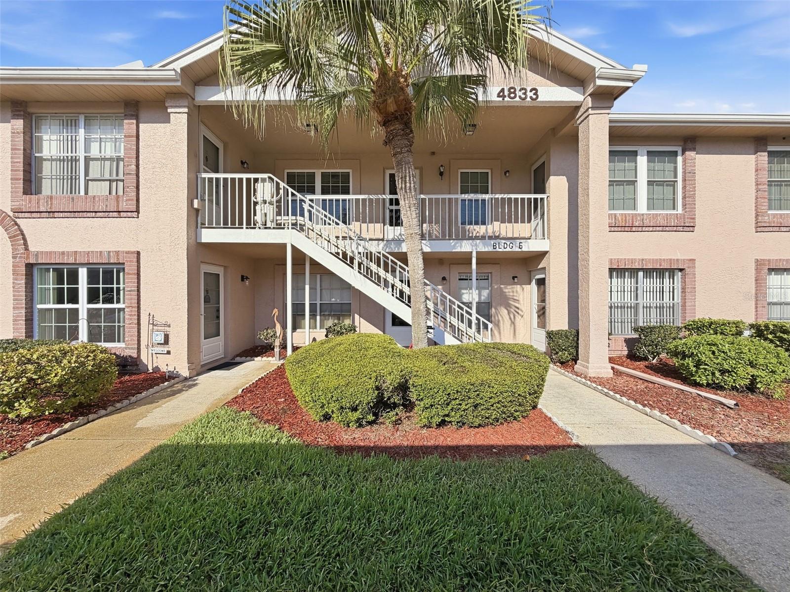 Condominium at 4833 MYRTLE OAK DR #12, NEW PORT RICHEY, photo 3 of 54