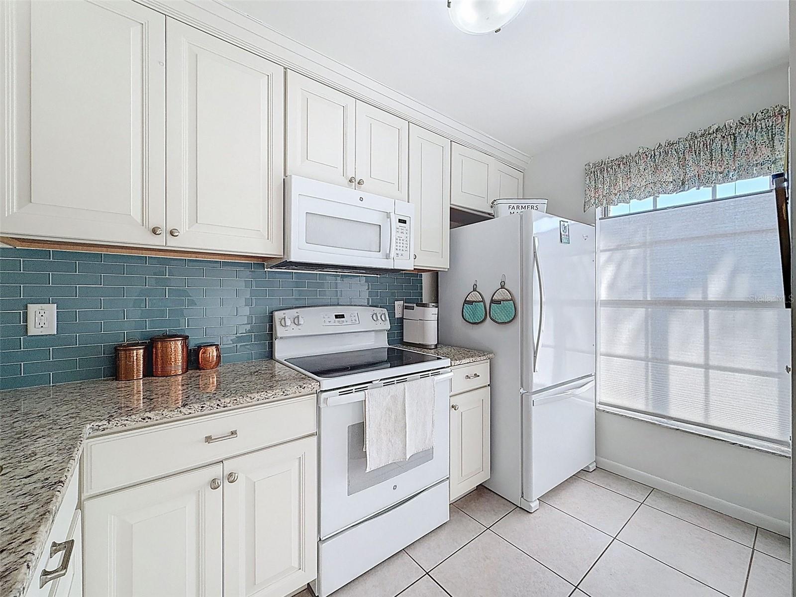Condominium at 4833 MYRTLE OAK DR #12, NEW PORT RICHEY, photo 10 of 54