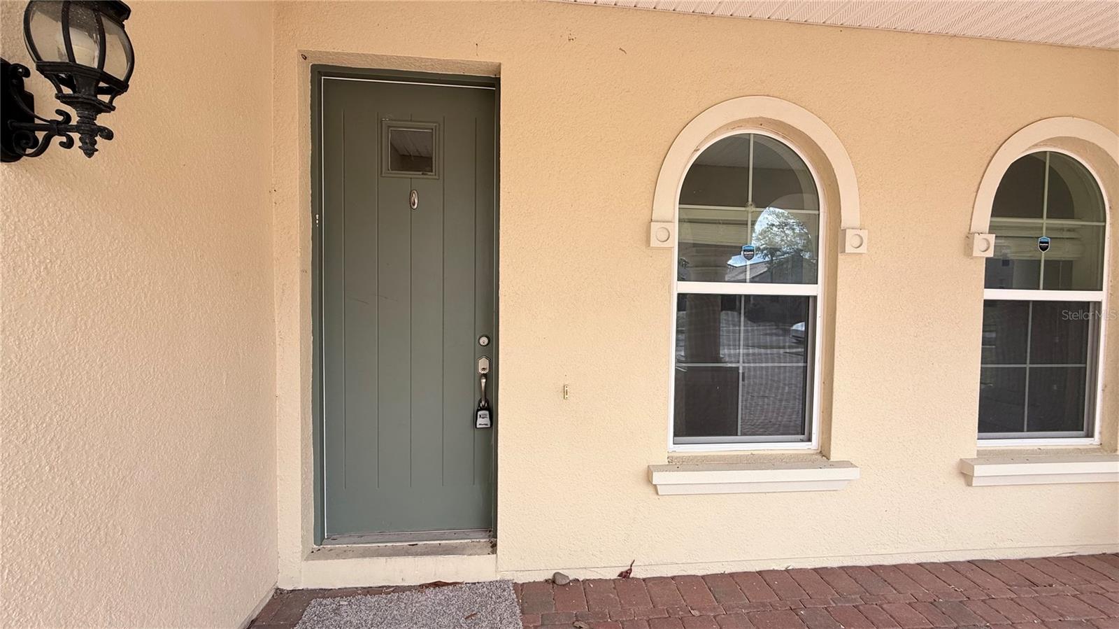 Single Family Residence at 3879 SHORESIDE DR, KISSIMMEE, photo 2 of 25