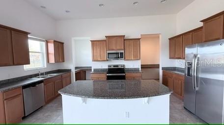 Single Family Residence at 3879 SHORESIDE DR, KISSIMMEE, photo 5 of 25