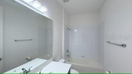 Single Family Residence at 3879 SHORESIDE DR, KISSIMMEE, photo 12 of 25