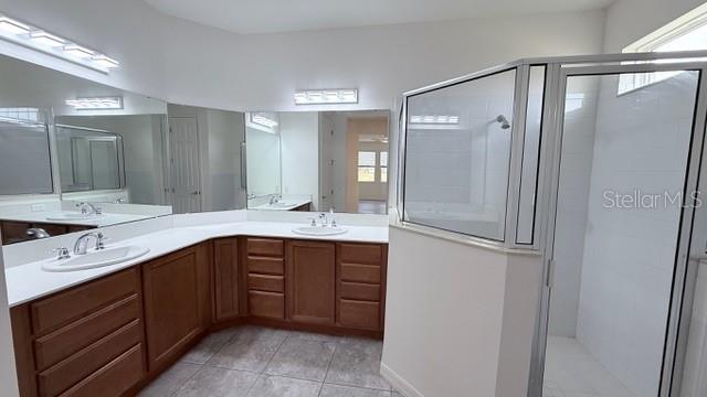 Single Family Residence at 3879 SHORESIDE DR, KISSIMMEE, photo 13 of 25