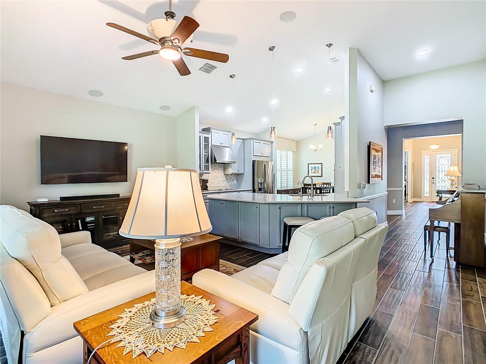 Single Family Residence at 1731 GOBLET COVE ST, KISSIMMEE, photo 37 of 77