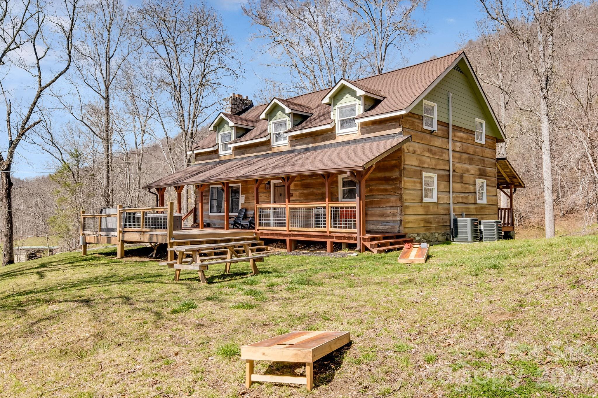 Single Family Residence at 114 Johns Creek Road, Canton, photo 3 of 48