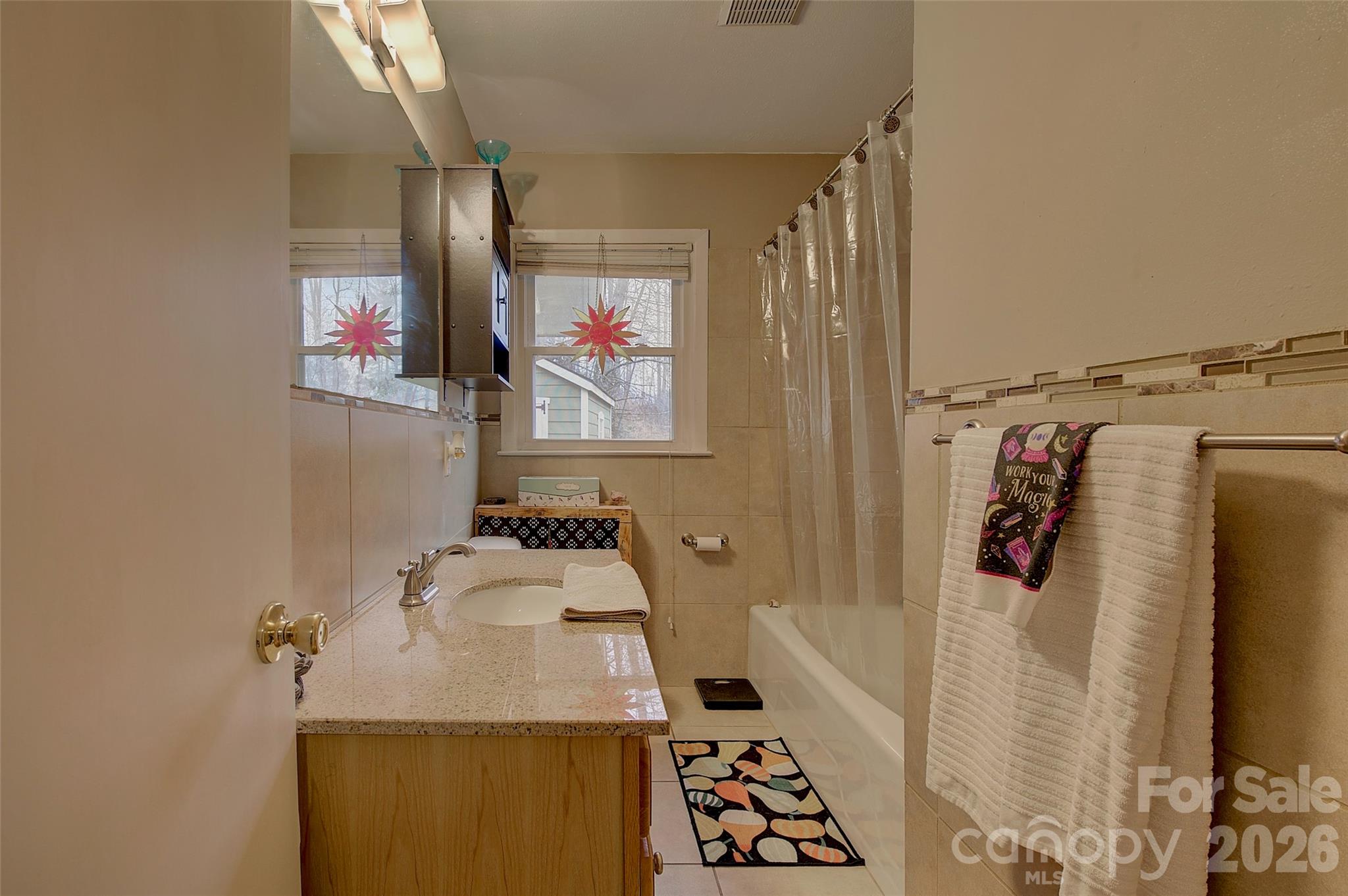 Single Family Residence at 583 Deer Park Lake Road, Spruce Pine, photo 13 of 27