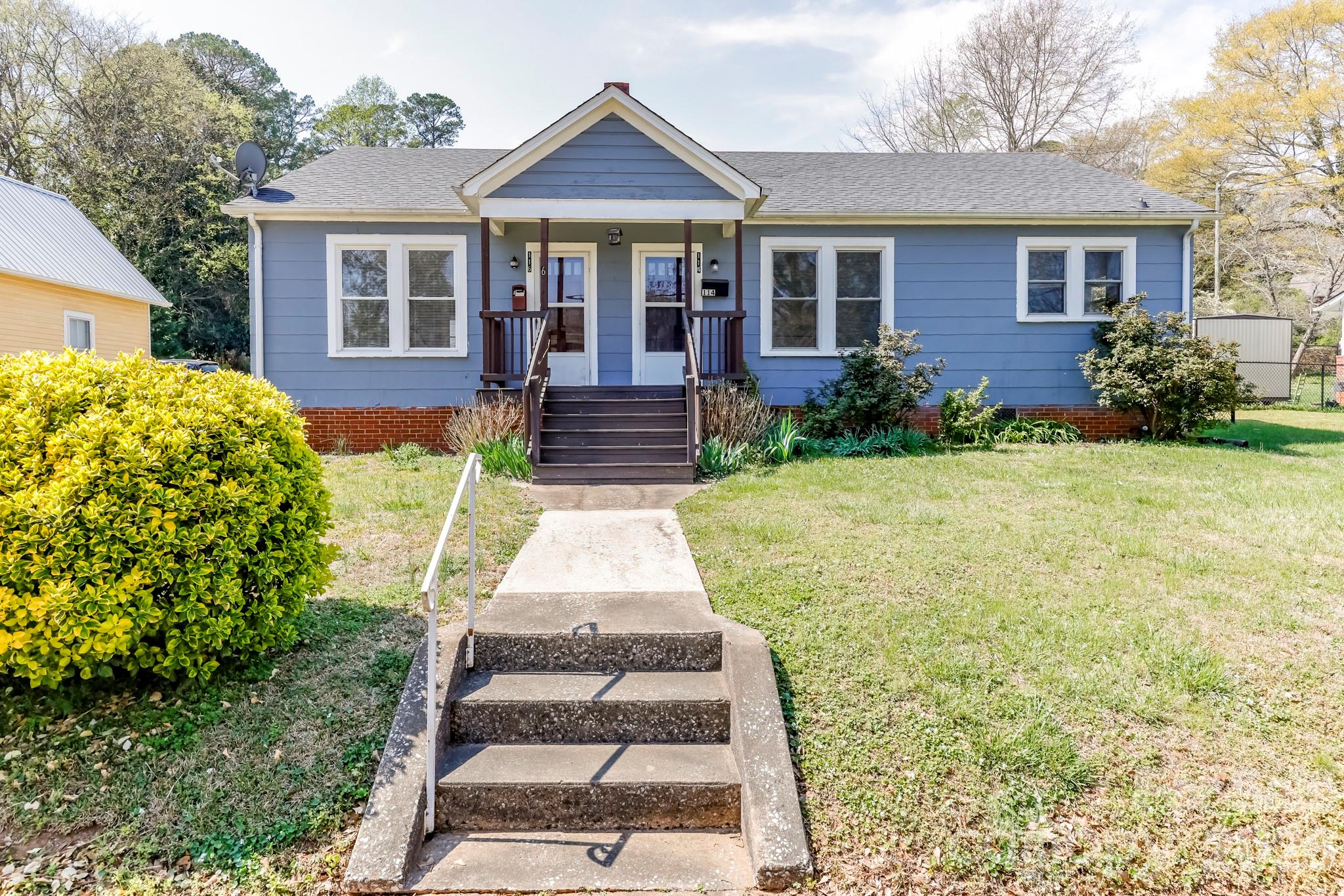 Front - 114 S Mitchell Street, Rutherfordton