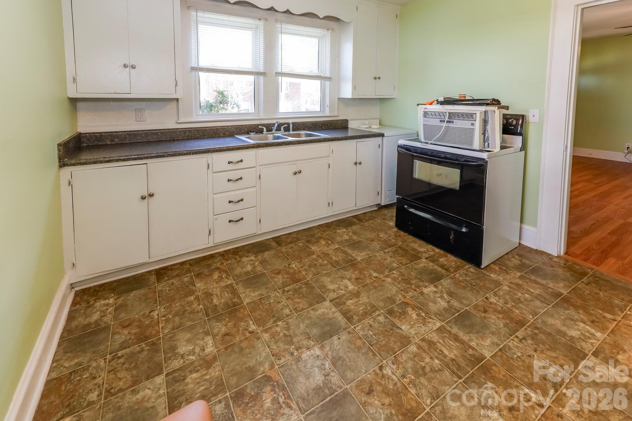 Kitchen 2 - 114 S Mitchell Street, Rutherfordton