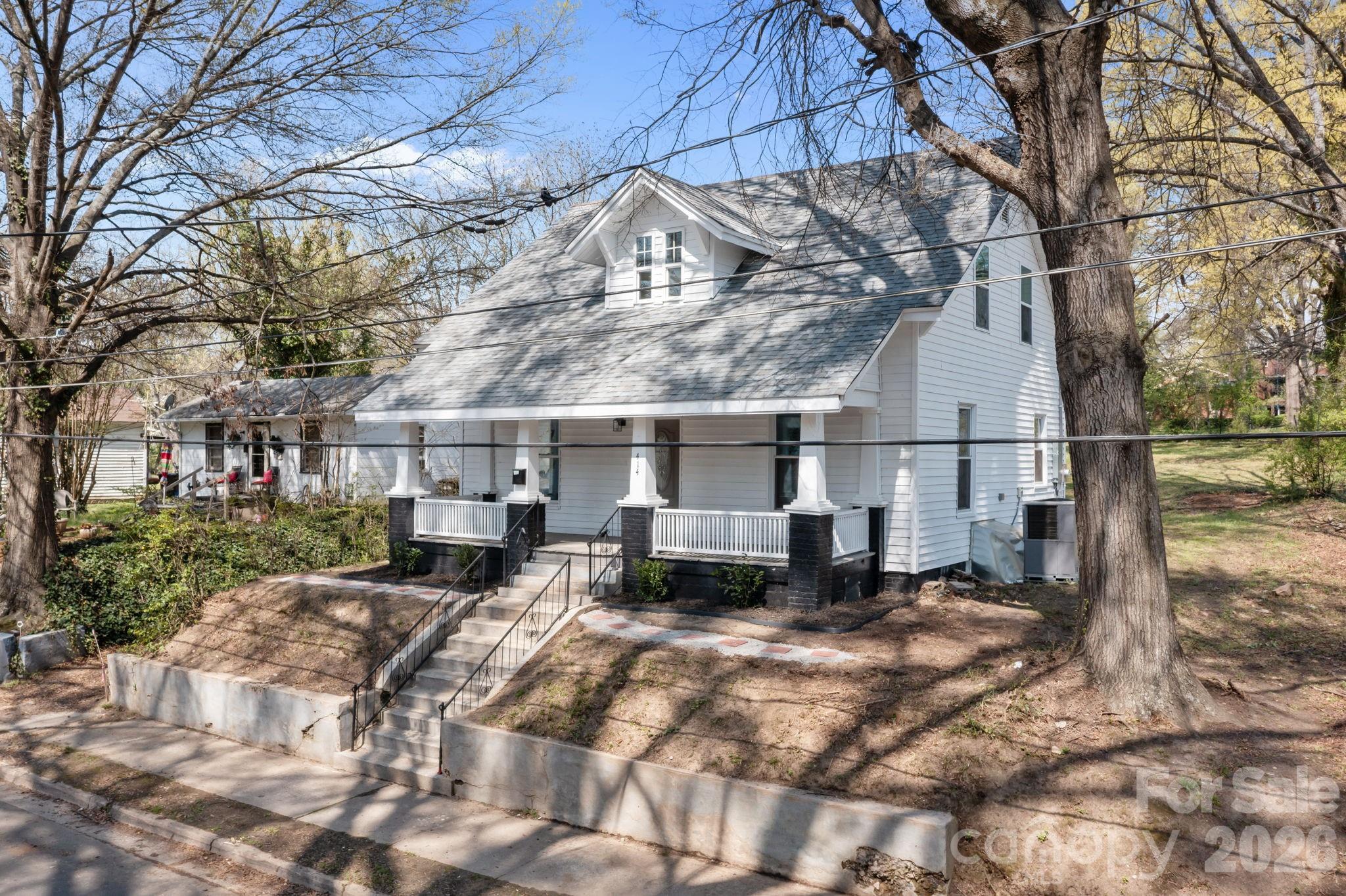 Single Family Residence at 414 W Sharpe Street, Statesville, photo 2 of 26