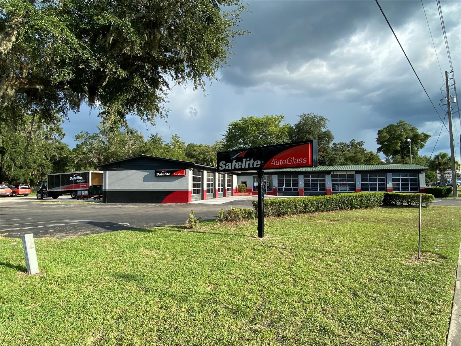 2525 N MAIN ST