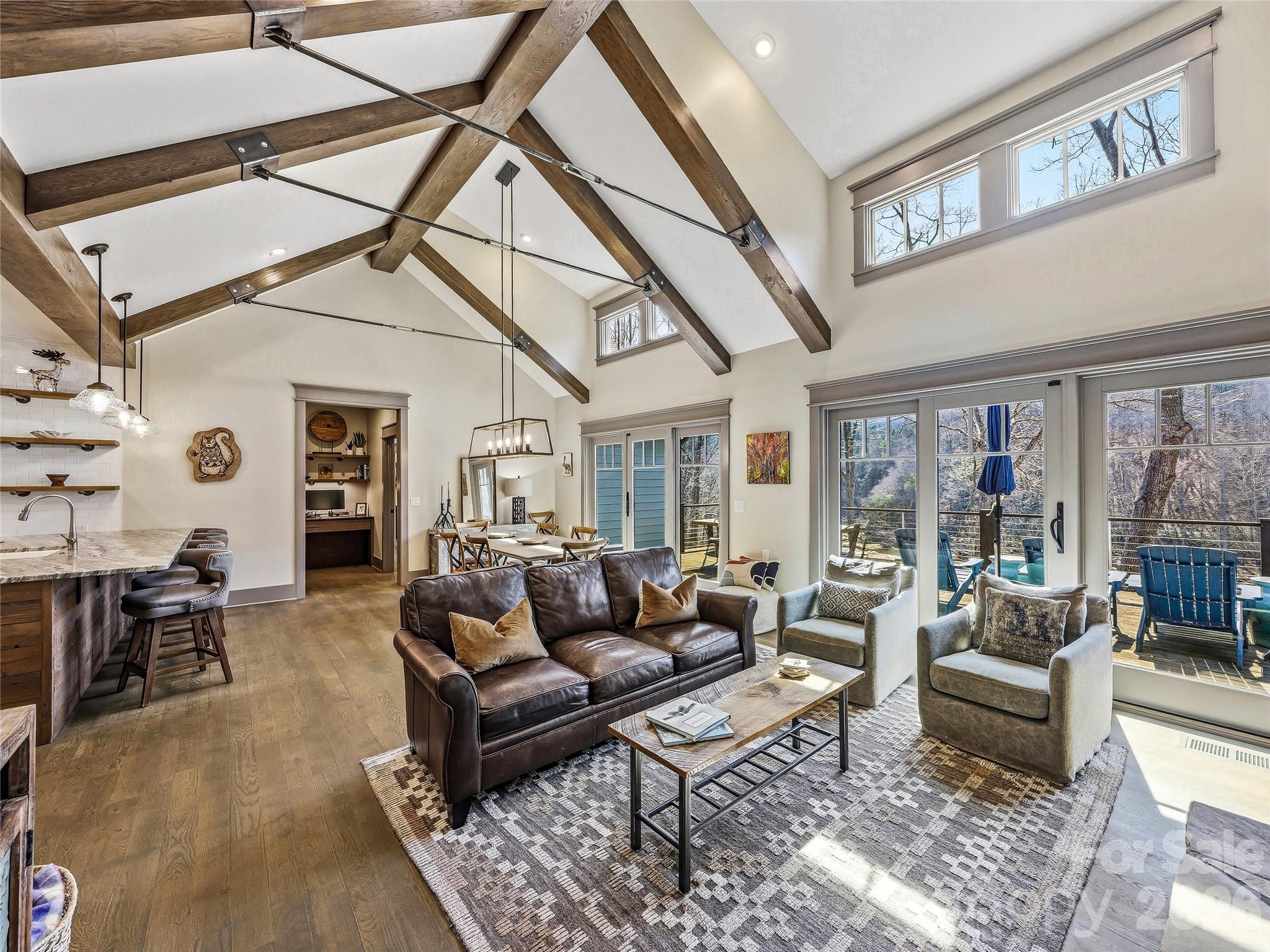Bright and inviting living space with lovely views of the mountains and river! - 3735 French Broad Parkway, Marshall