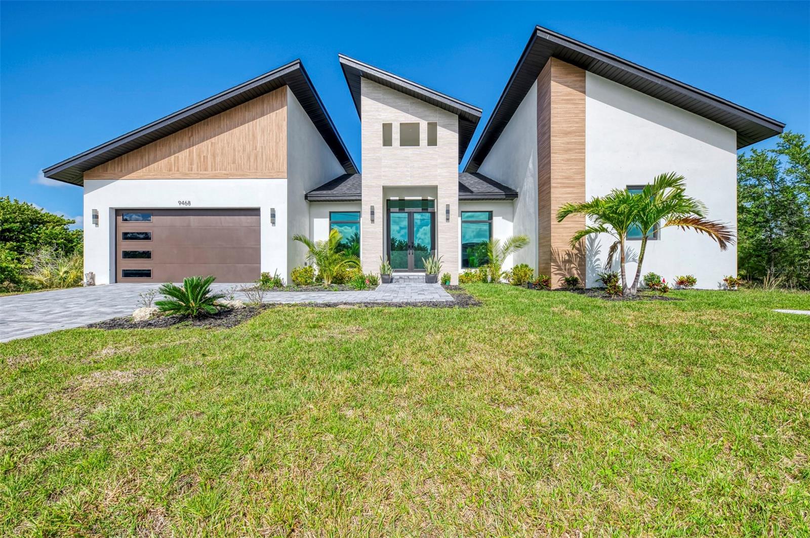 Single Family Residence at 9468 ATTICA CIR, PORT CHARLOTTE, photo 7 of 64