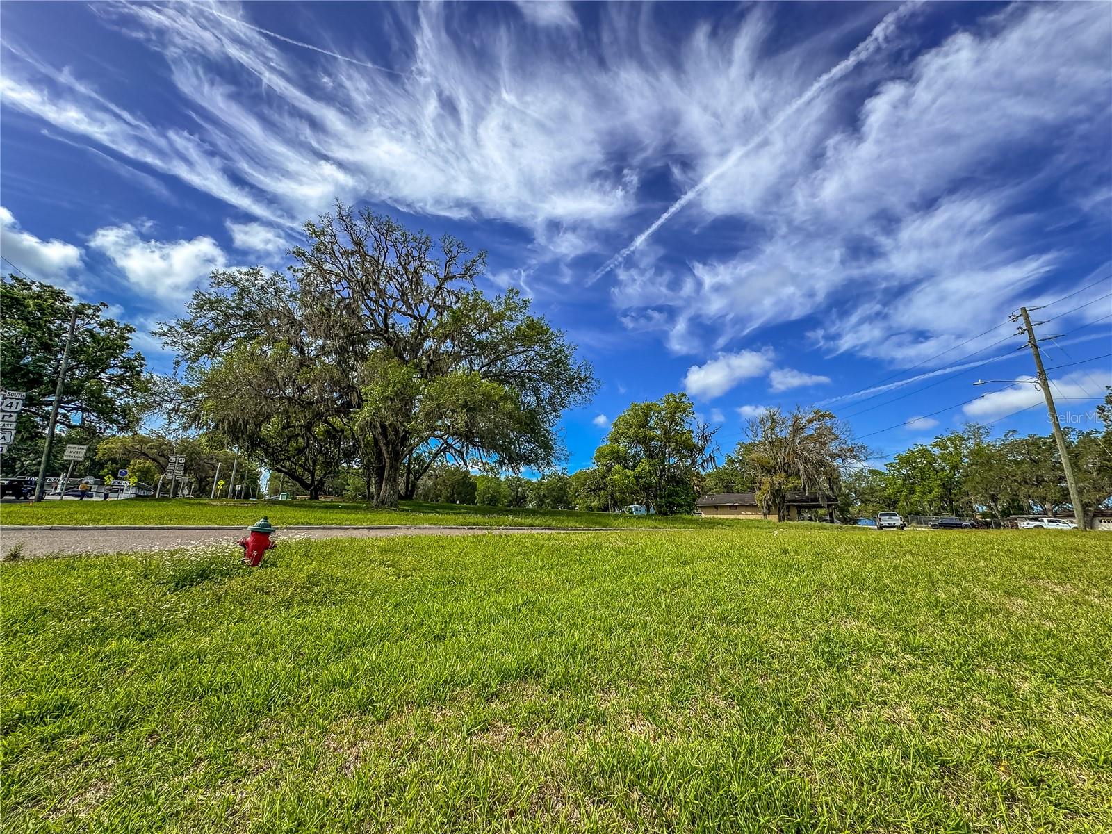 615 OLD HOSPITAL DR