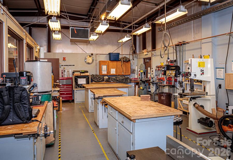 Woodworkers' Shop - 49015 Gladiolus Street, Indian Land