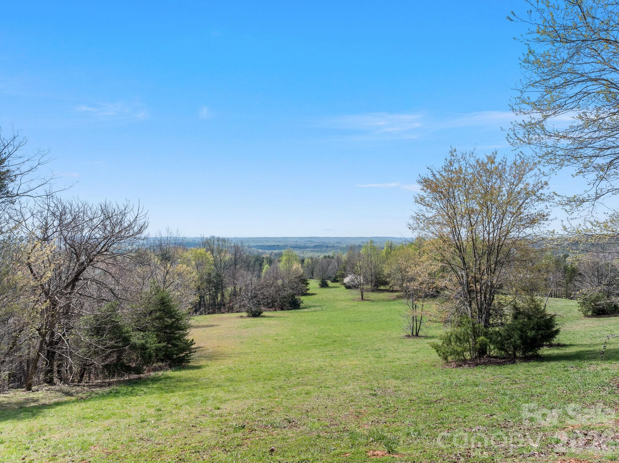Pasture with shady trees. - 345 Preservation Trail, Columbus