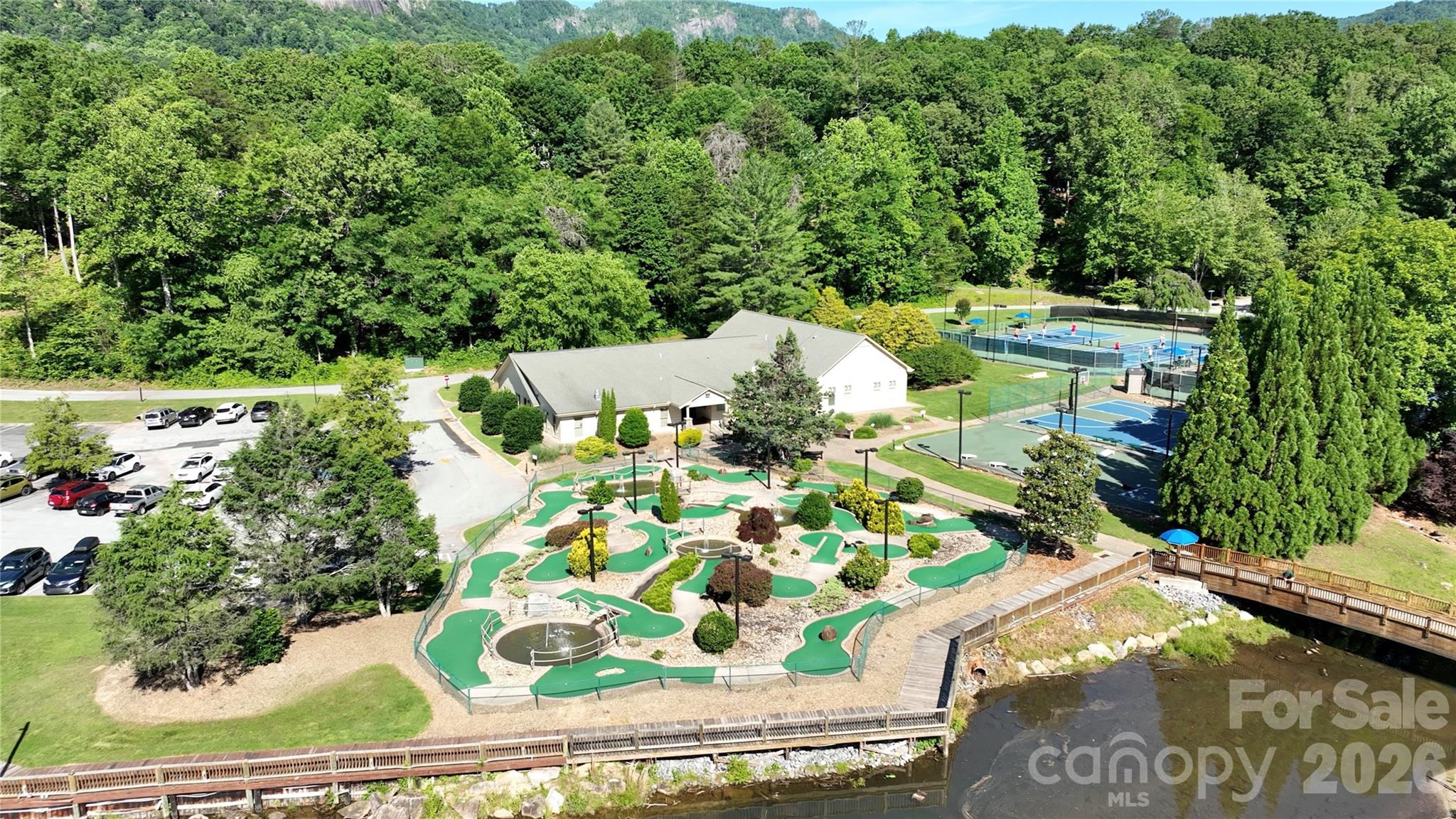 Rumbling Bald Putt-Putt - Lot 301 Cardinal Road, Lake Lure