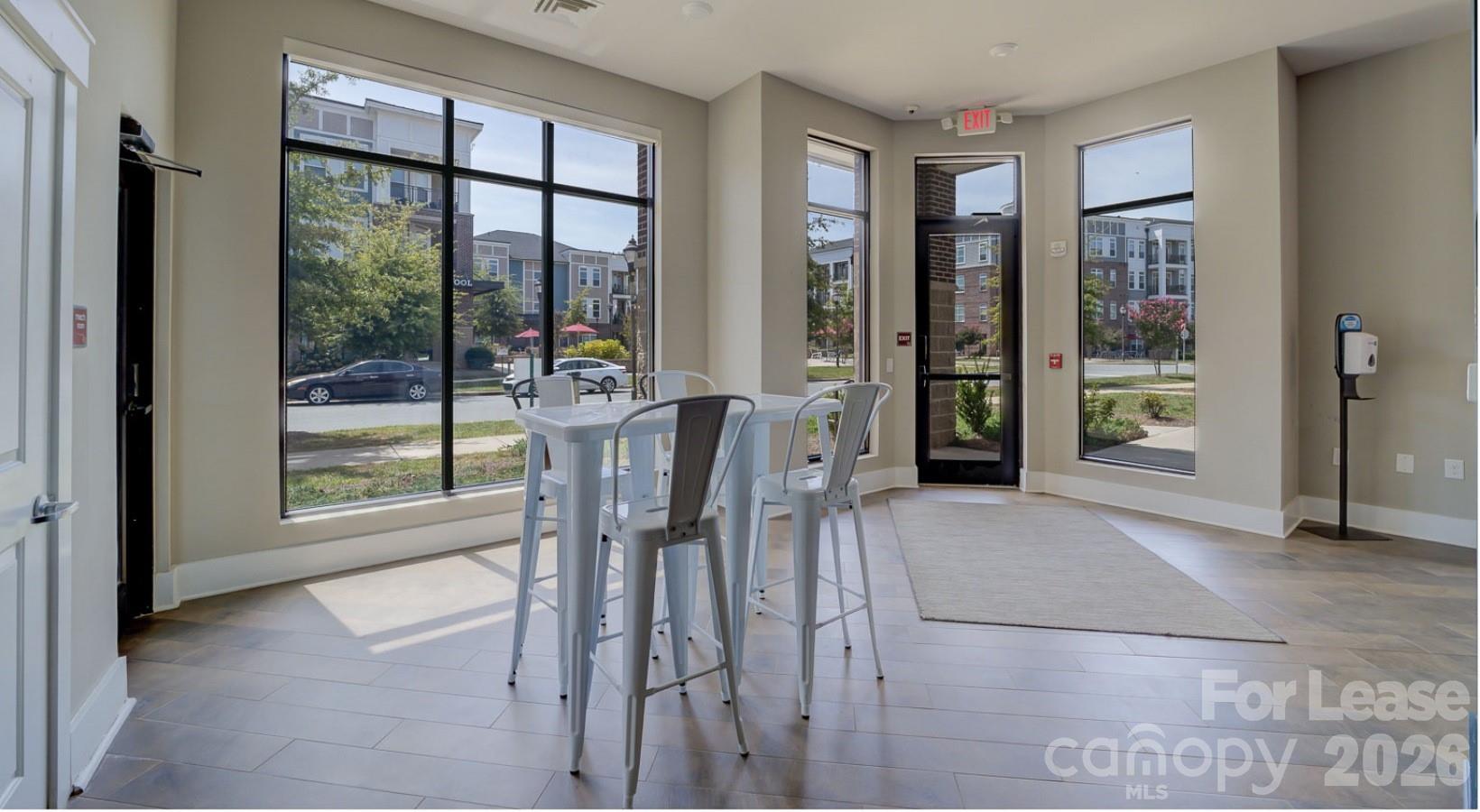 Apartment at 16408 Holly Crest Lane, Huntersville, photo 9 of 48