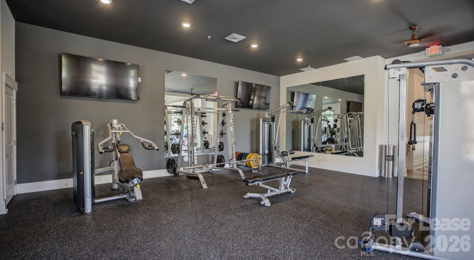 Apartment at 16408 Holly Crest Lane, Huntersville, photo 14 of 48