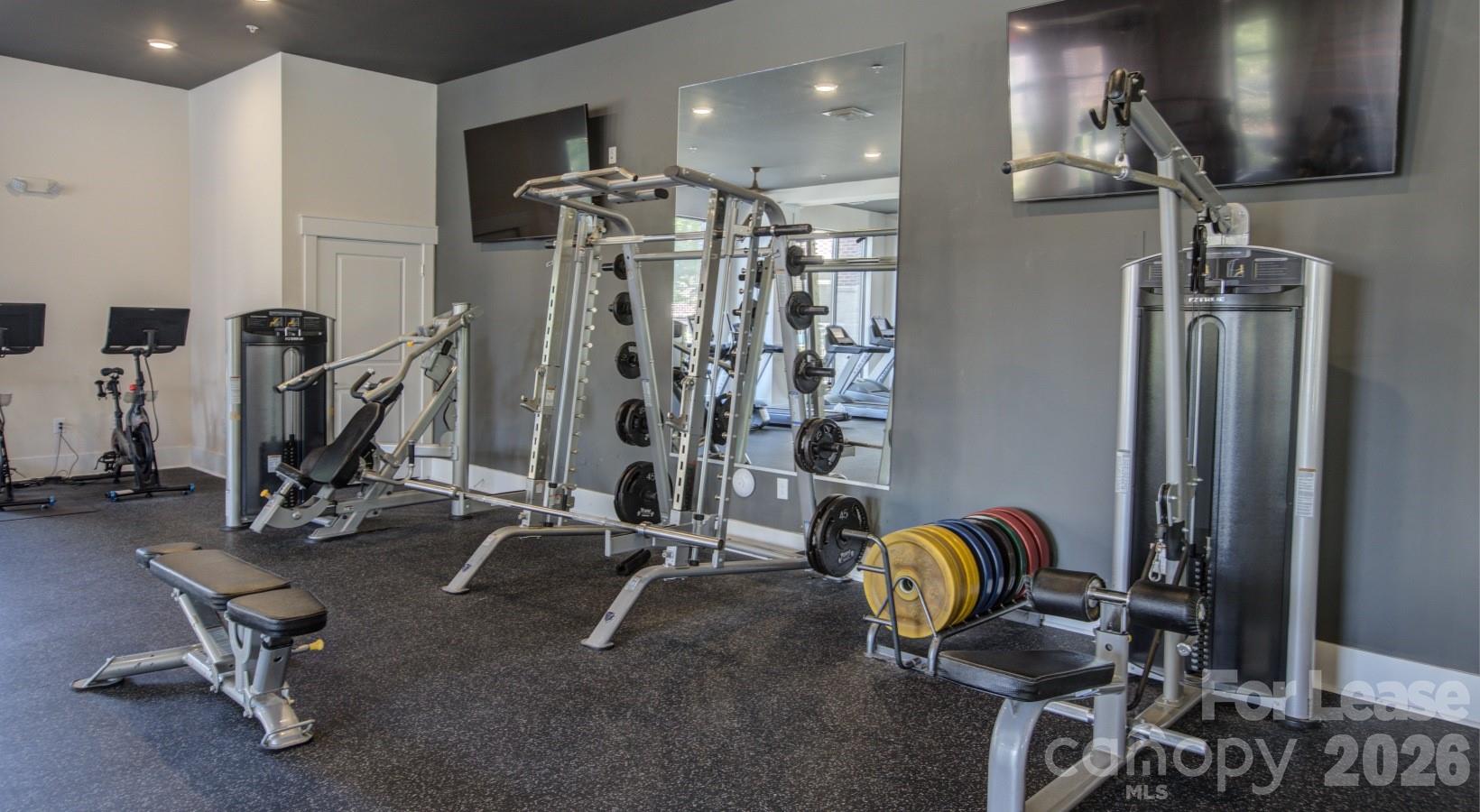 Apartment at 16408 Holly Crest Lane, Huntersville, photo 16 of 48