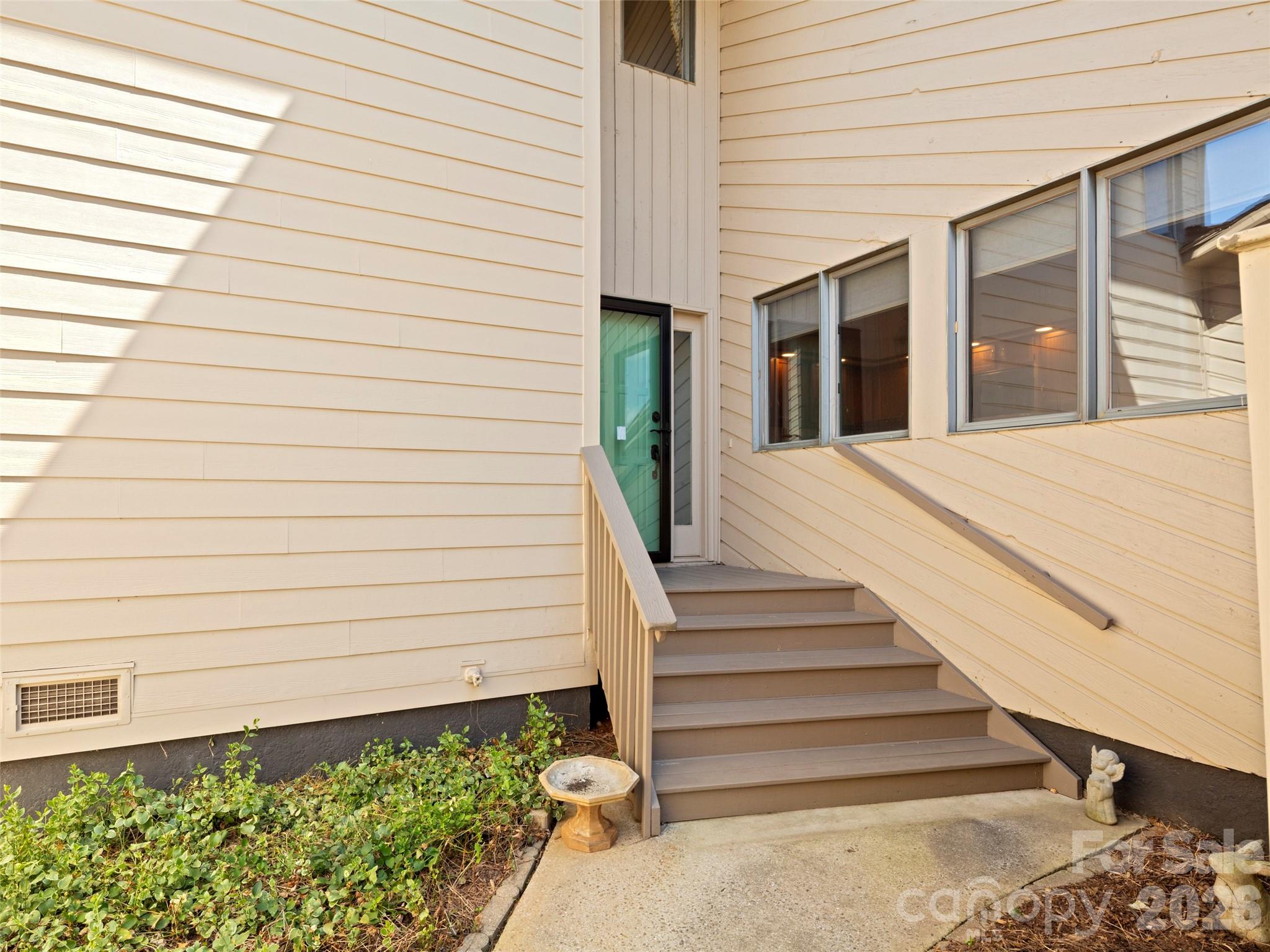 Townhouse at 110 Clubwood Court, Asheville, photo 3 of 32