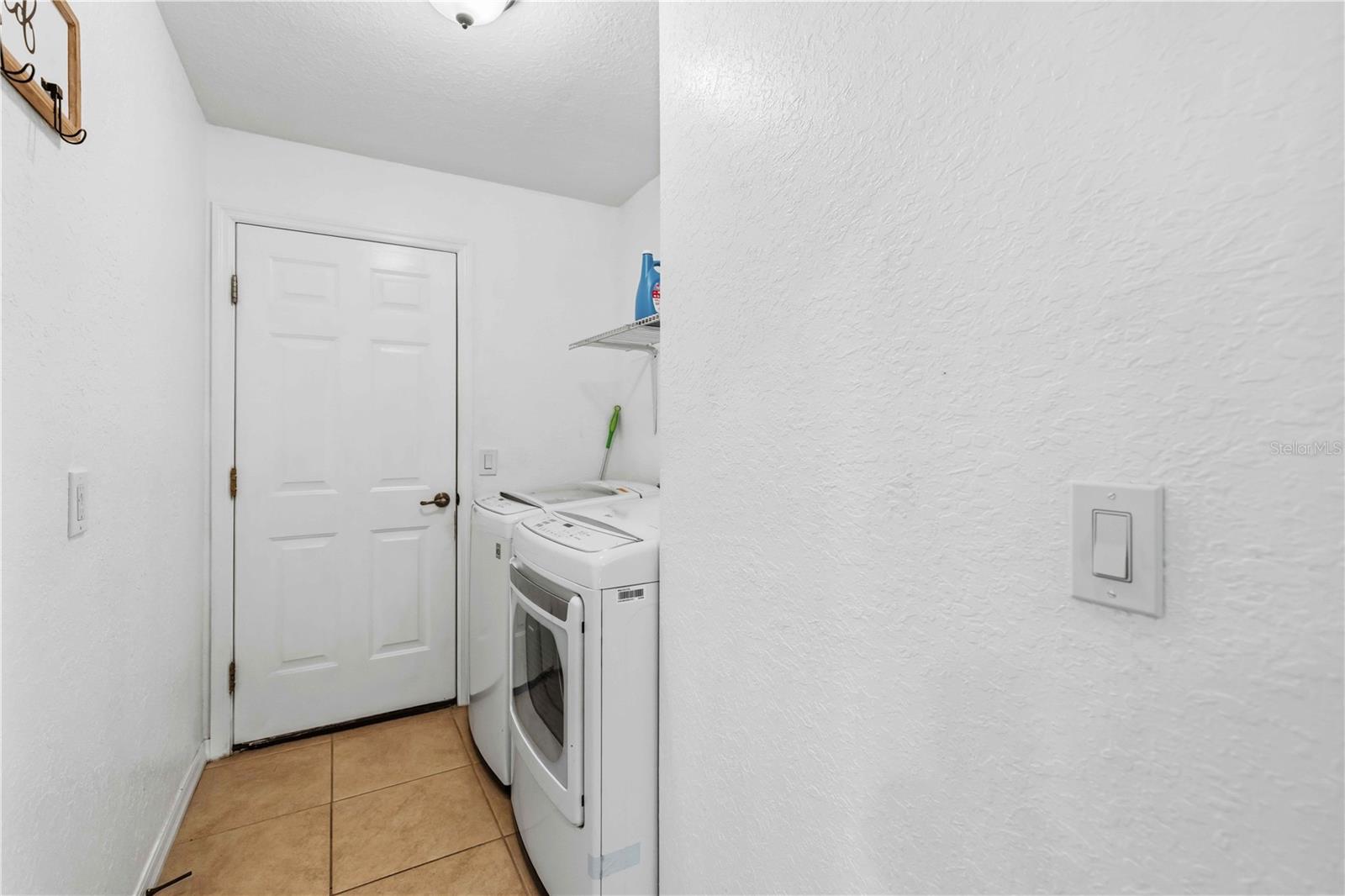 Single Family Residence at 2150 LITTLEFIELD LN, NORTH PORT, photo 18 of 41