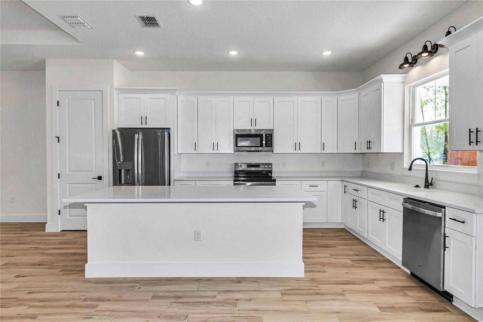 Single Family Residence at 12423 SW 45 ST, OCALA, photo 17 of 55